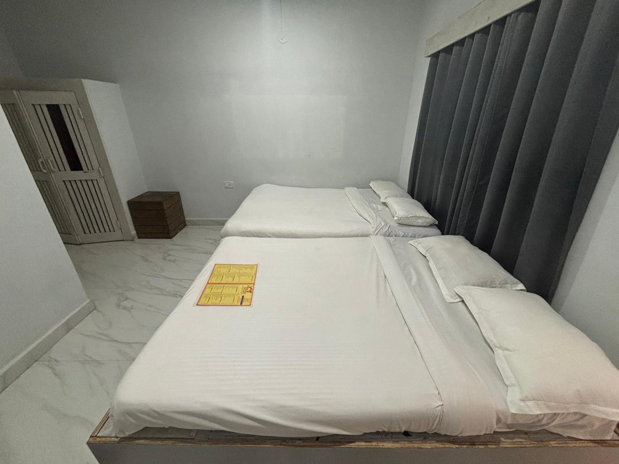 Mehar Rooms Baga Exterior foto