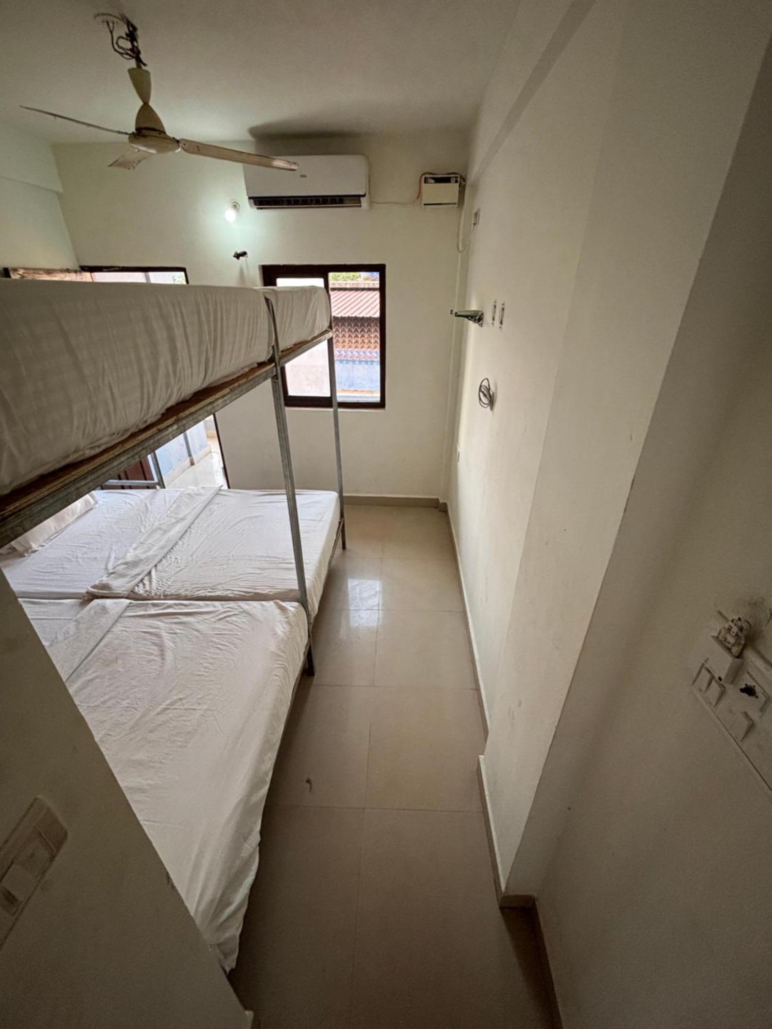 Mehar Rooms Baga Exterior foto