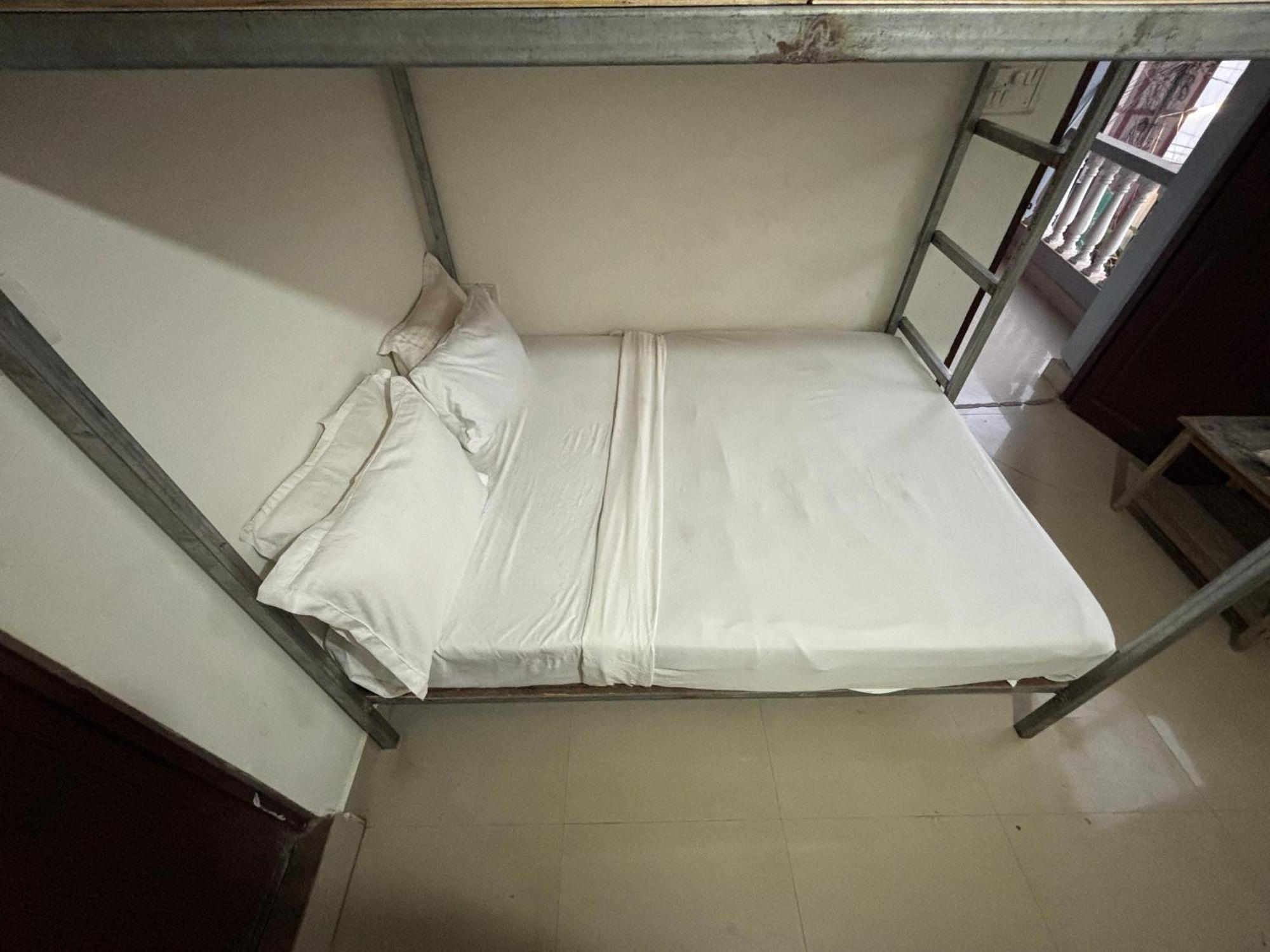 Mehar Rooms Baga Exterior foto